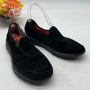 Skechers Black Suede Slip On Loafers Memory Foam Footbed Size 8. BLO2898F